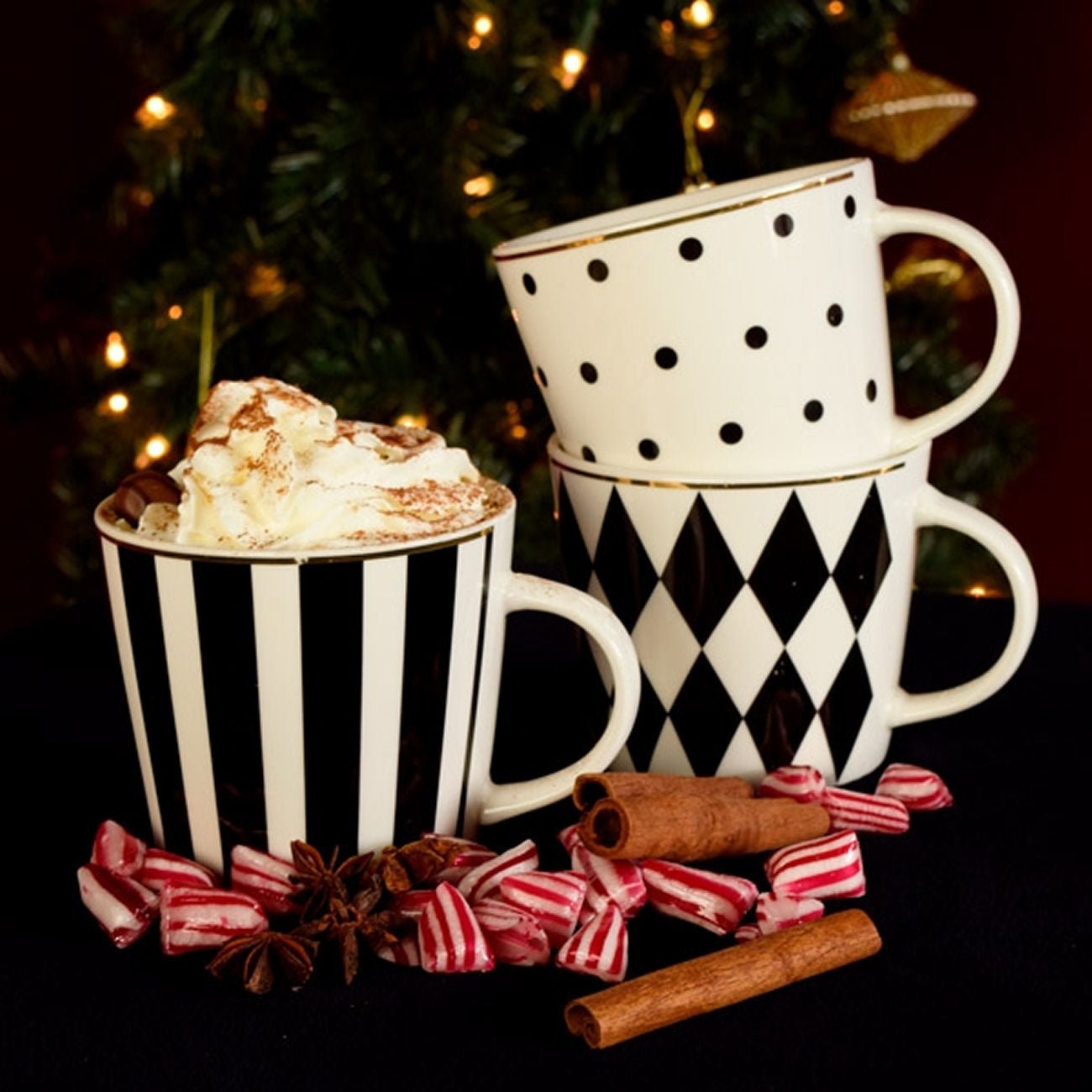 Black and White Coffee or Tea Mugs Favorite, set of 3 - |VESIMI Design| Luxury Bathrooms and Home Decor