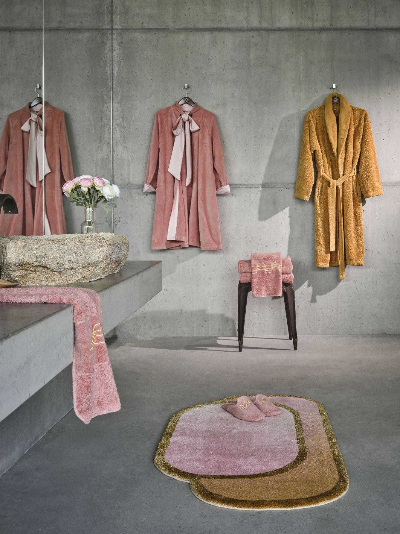 BOUDOIR Luxury Egyptian Cotton Bathroom Rug - |VESIMI Design| Luxury Bathrooms and Home Decor