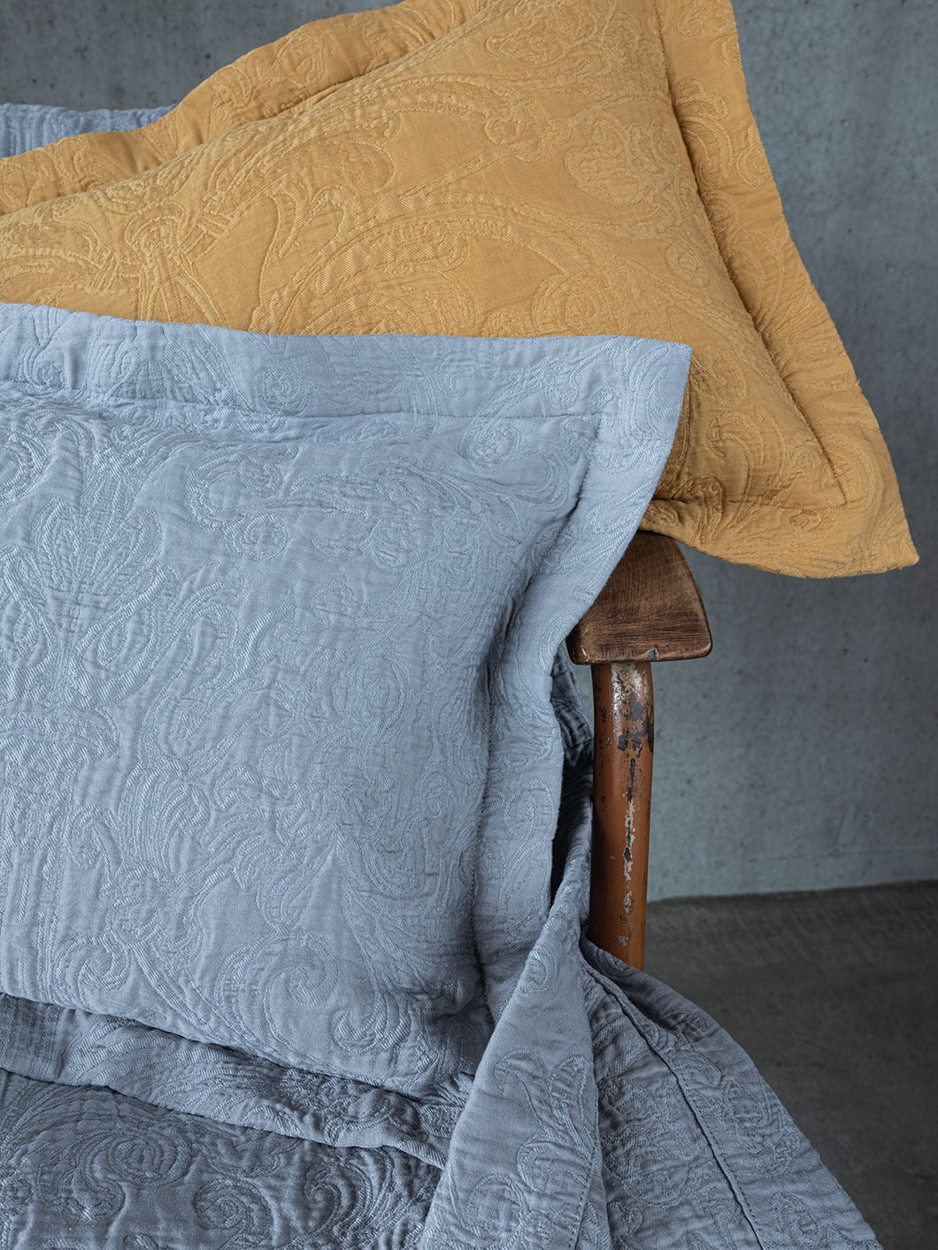 BRAGA Pillow and Bed Covers by Celso de Lemos - |VESIMI Design|