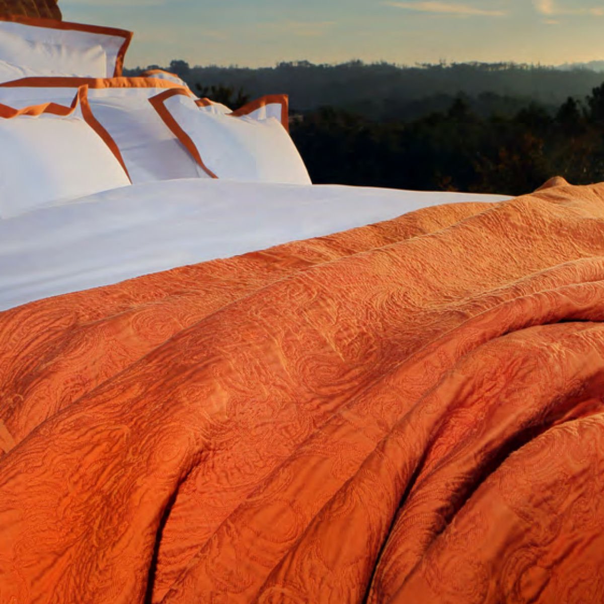 BRAGA Pillow and Bed Covers by Celso de Lemos - |VESIMI Design|