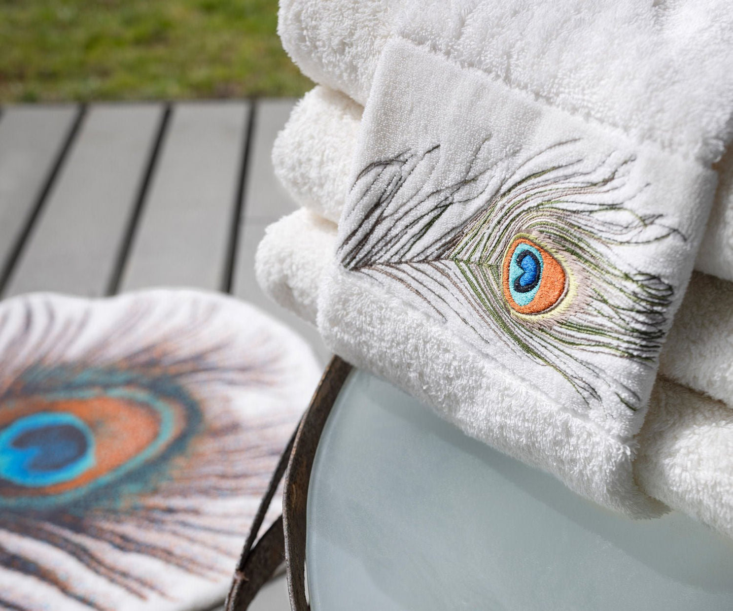 Paleon Luxury Egyptian Cotton Guest Towel by Abyss & Habidecor - |VESIMI Design| Luxury Bathrooms and Home Decor