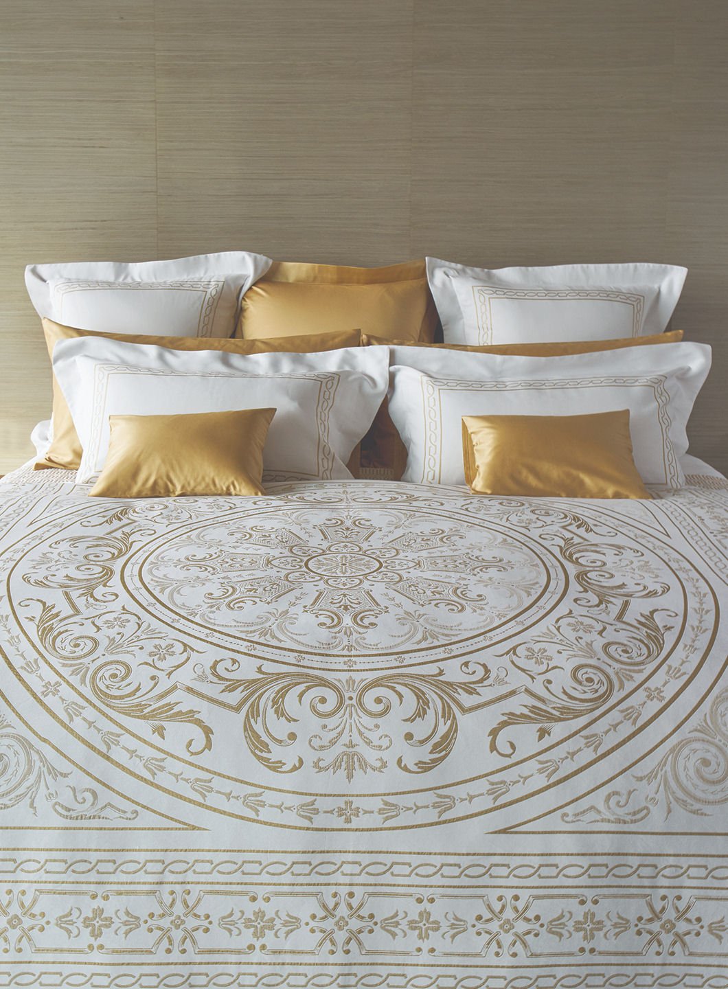 VERSAILLES Luxury White & Gold Egyptian Cotton Bed Linen - |VESIMI Design|