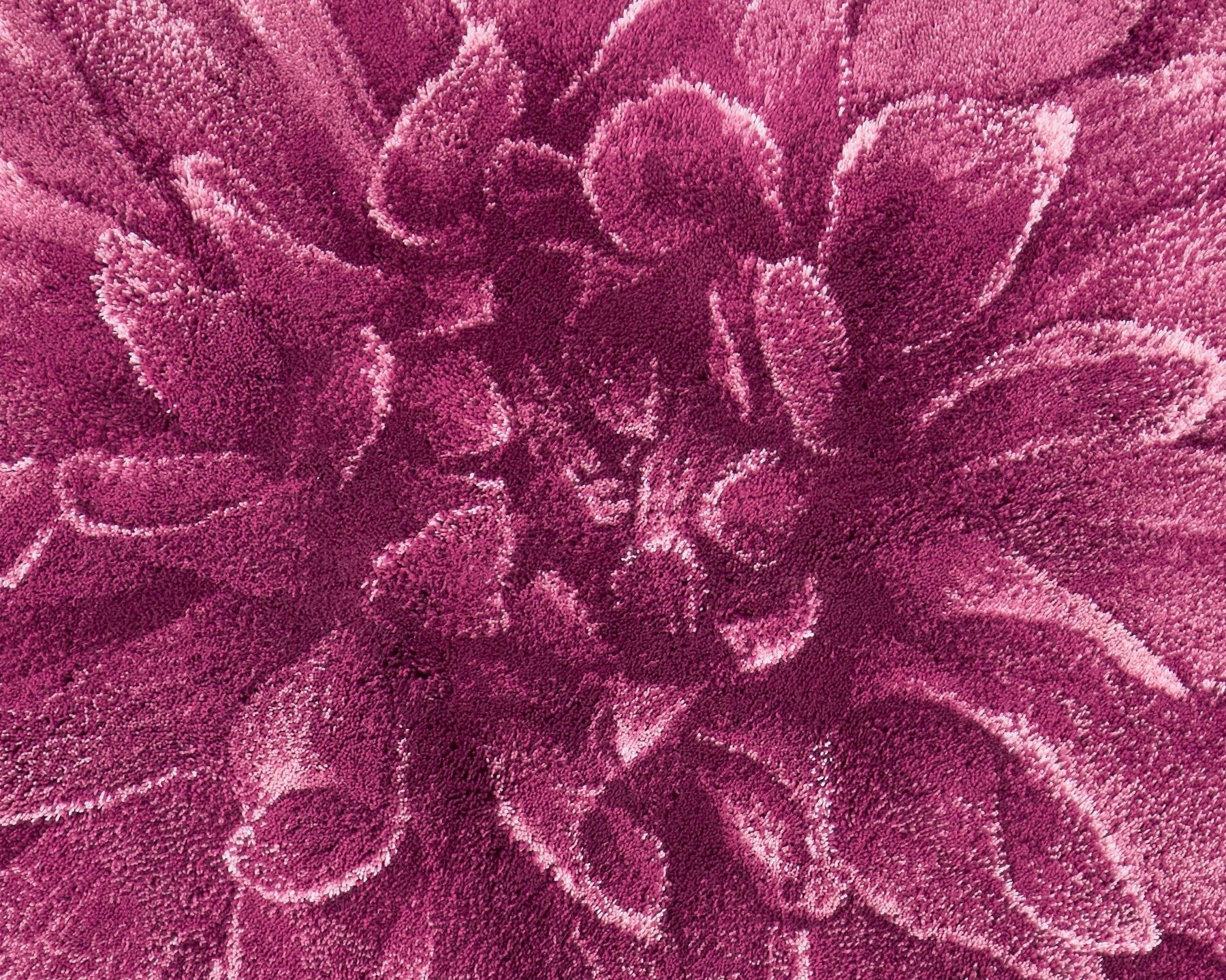 Dahlia Luxury Bathroom Rug - |VESIMI Design| Luxury and Rustic bathrooms online