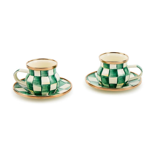 Luxusní dárková sada dvou smaltovaných šálků na espresso a podšálků MacKenzie-Childs Emerald Check se zelenými kostkami Waterfall Bathrooms
