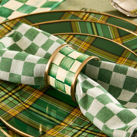 Luxusní sada 4 ks kostkovaných kroužků na ubrousky MacKenzie-Childs Emerald Check ze smaltované oceli smaragdově zelená Waterfall Bathrooms