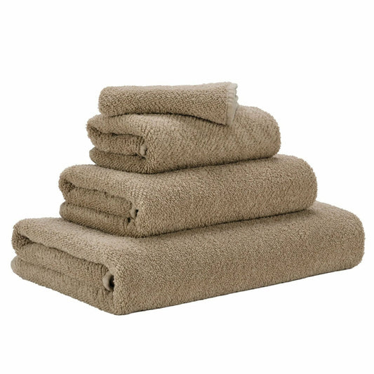 Luxusní ručník v odstínu taupe ze 100% egyptské bavlny Giza 70 s texturou Twill Waterfall Bathrooms