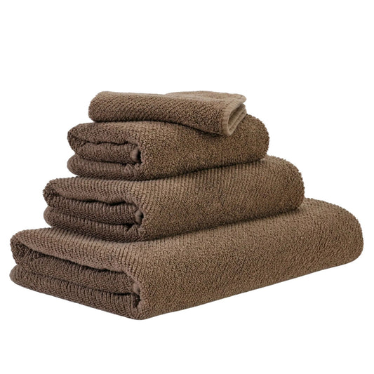 Luxusní hnědý ručník 771 Funghi ze 100% egyptské bavlny Giza 70 s texturou Twill Waterfall Bathrooms