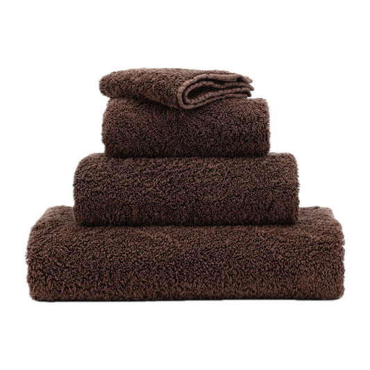 Luxusní tmavě šedohnědý froté ručník s vysokou gramáží Super Pile Abyss & Habidecor Waterfall Bathrooms