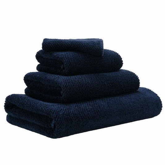 Luxusní velmi tmavě modrý ručník 314 Navy ze 100% egyptské bavlny Giza 70 s texturou Twill Waterfall Bathrooms