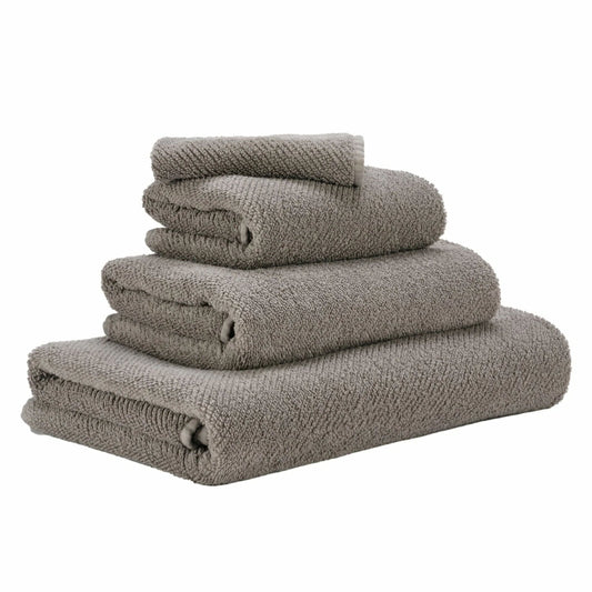 Luxusní šedobéžový ručník 940 Atmosphere ze 100% egyptské bavlny Giza 70 s texturou Twill Waterfall Bathrooms