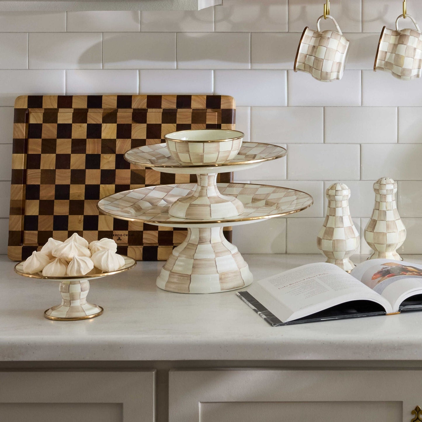 Smaltované nádobí MacKenzie-Childs hnědé Mocha Check