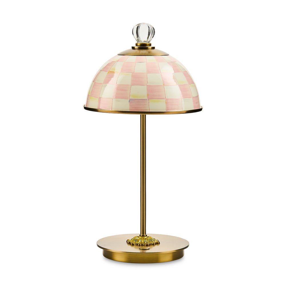 Růžovobílá kostkovaná LED nabíjecí stolní lampa Rosy Check Dome od MacKenzie-Childs