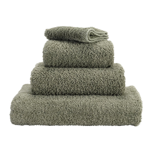 Luxusní ručník z egyptské bavlny v jemné vavřínově zelené barvě Laurel Super Pile Abyss & Habidecor Waterfall Bathrooms