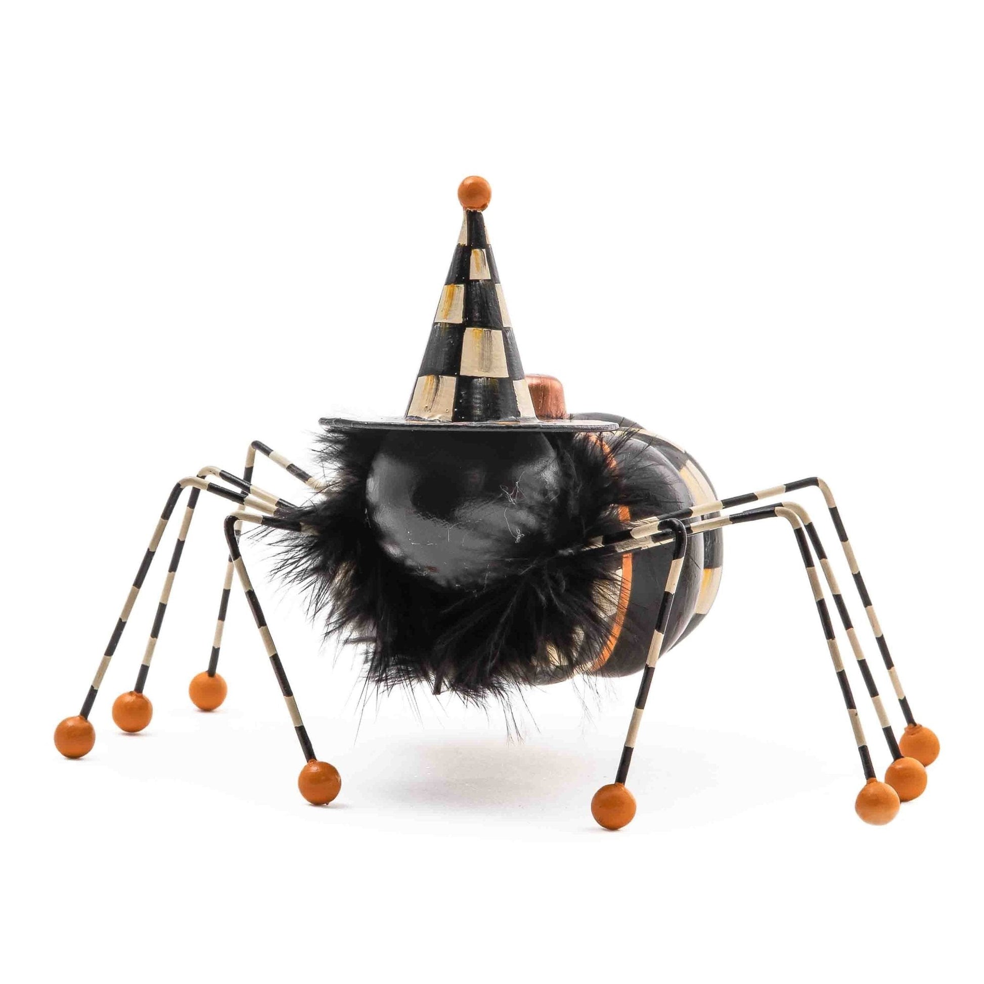 Halloweenská dekorace Plechový pavouček od MacKenzie-Childs s ručně malovanými vzory Courtly a peříčky, cín, Waterfall Bathrooms.
