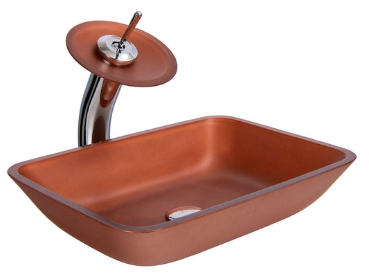 Cihlově červené skleněné umyvadlo na desku s chromovou vodopádovou baterií Waterfall Bathrooms